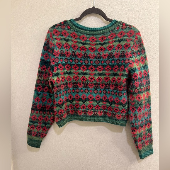 Zara floral jacquard knit cropped cardigan with a square neckline. - Picture 2 of 5